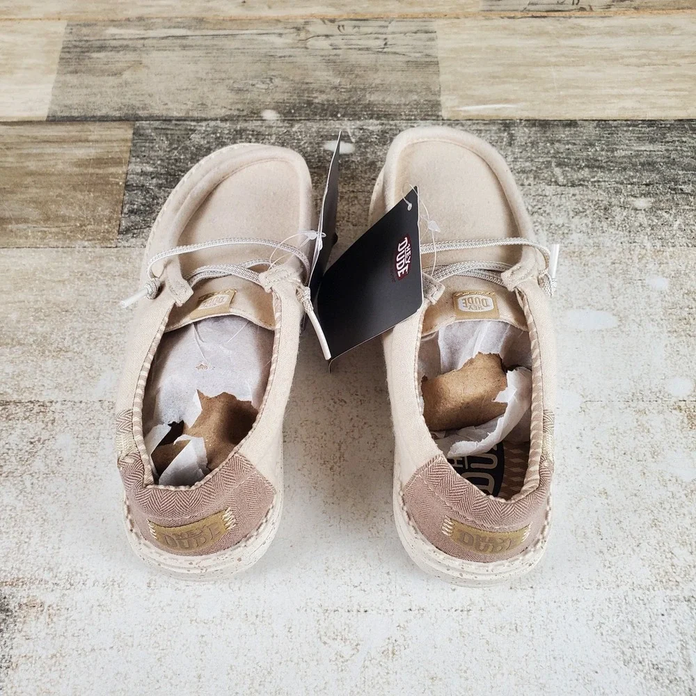 Hey Dude Wally Break Boys Loafer Shoes Sz 13 Tan Brushed Linen Round Toe Slip On